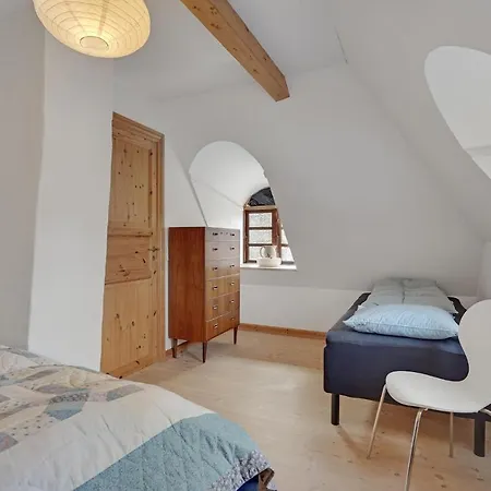 3 Bedroom Awesome In Tranekaer Holiday home Osterhuse