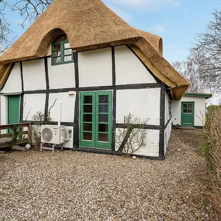 3 Bedroom Awesome In Tranekaer * Osterhuse